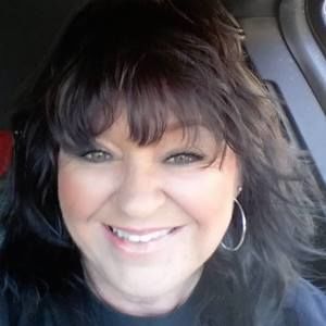 Meet your Posher, Cynthia